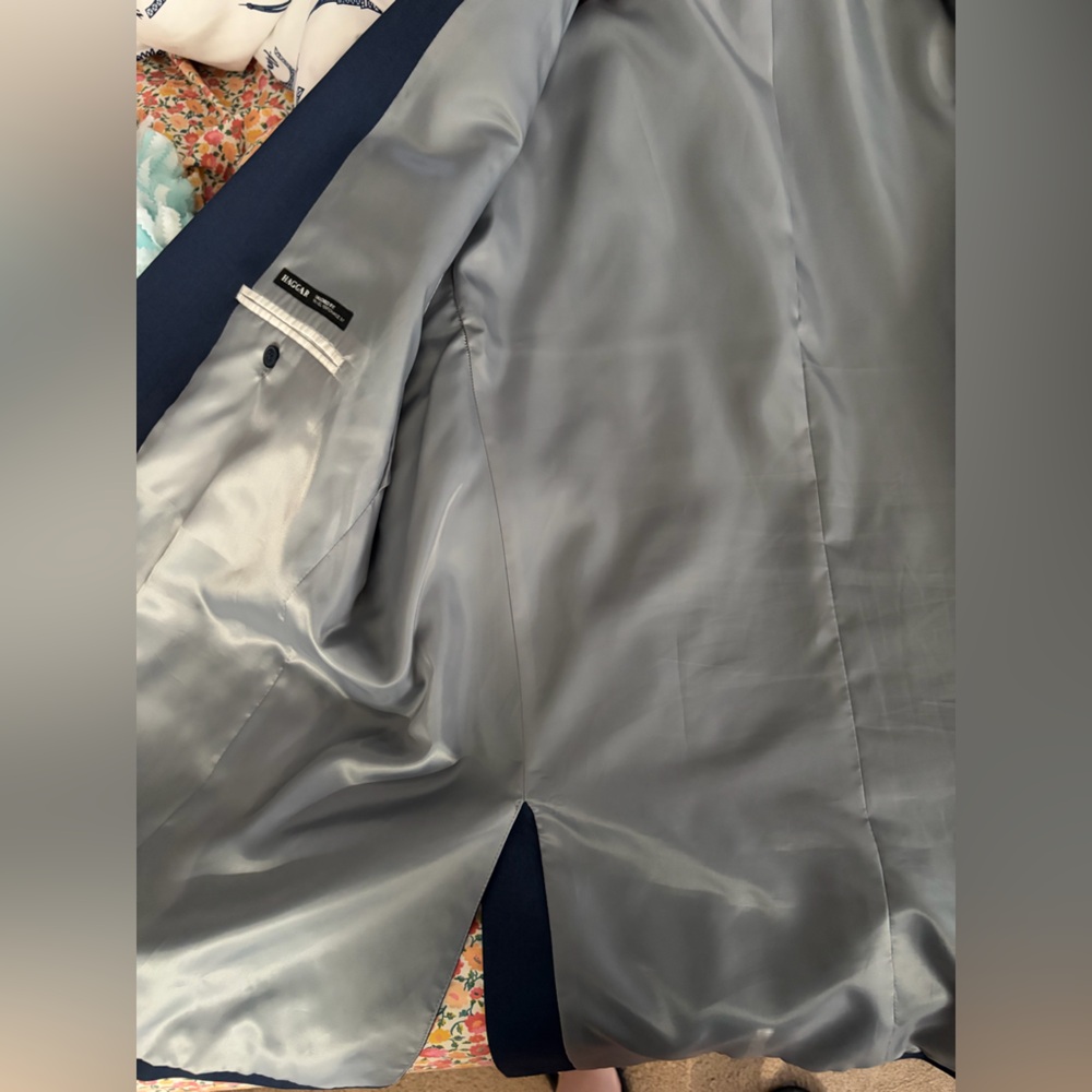 Haggar Tailored Fit Travel Performance Suit Jacket - Picture 6 of 8